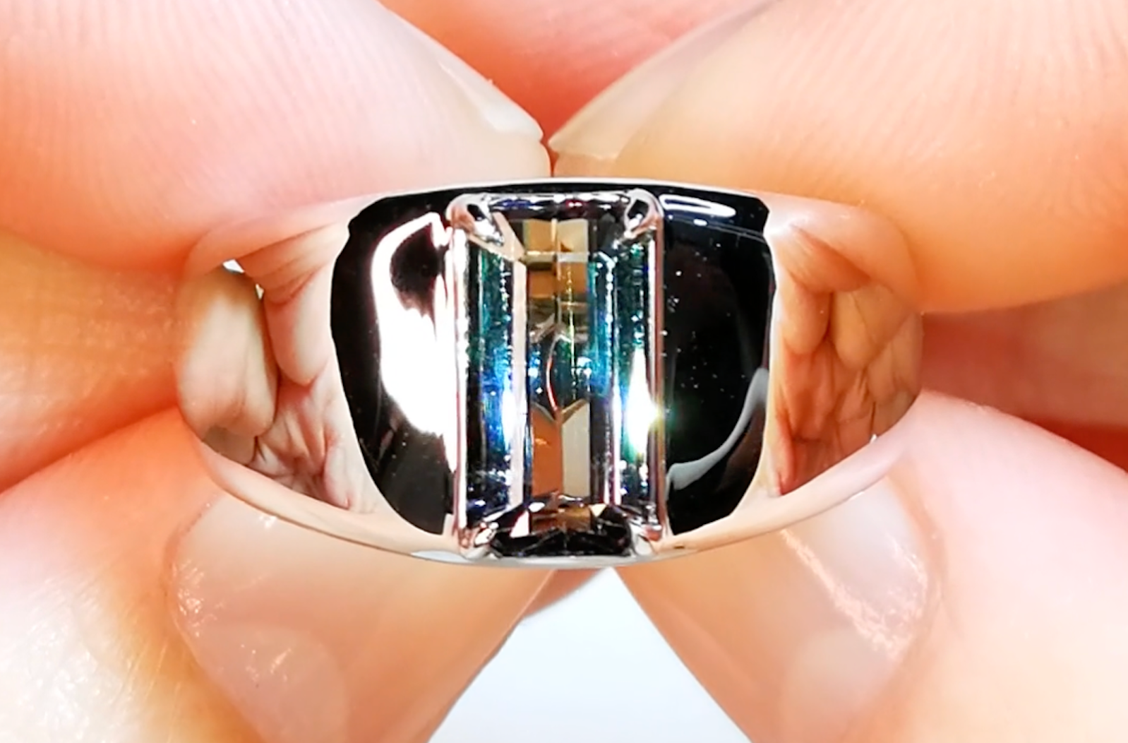 2.07ct Bi Color Tanzanite Ring with D Flawless Diamonds set in 18K White Gold