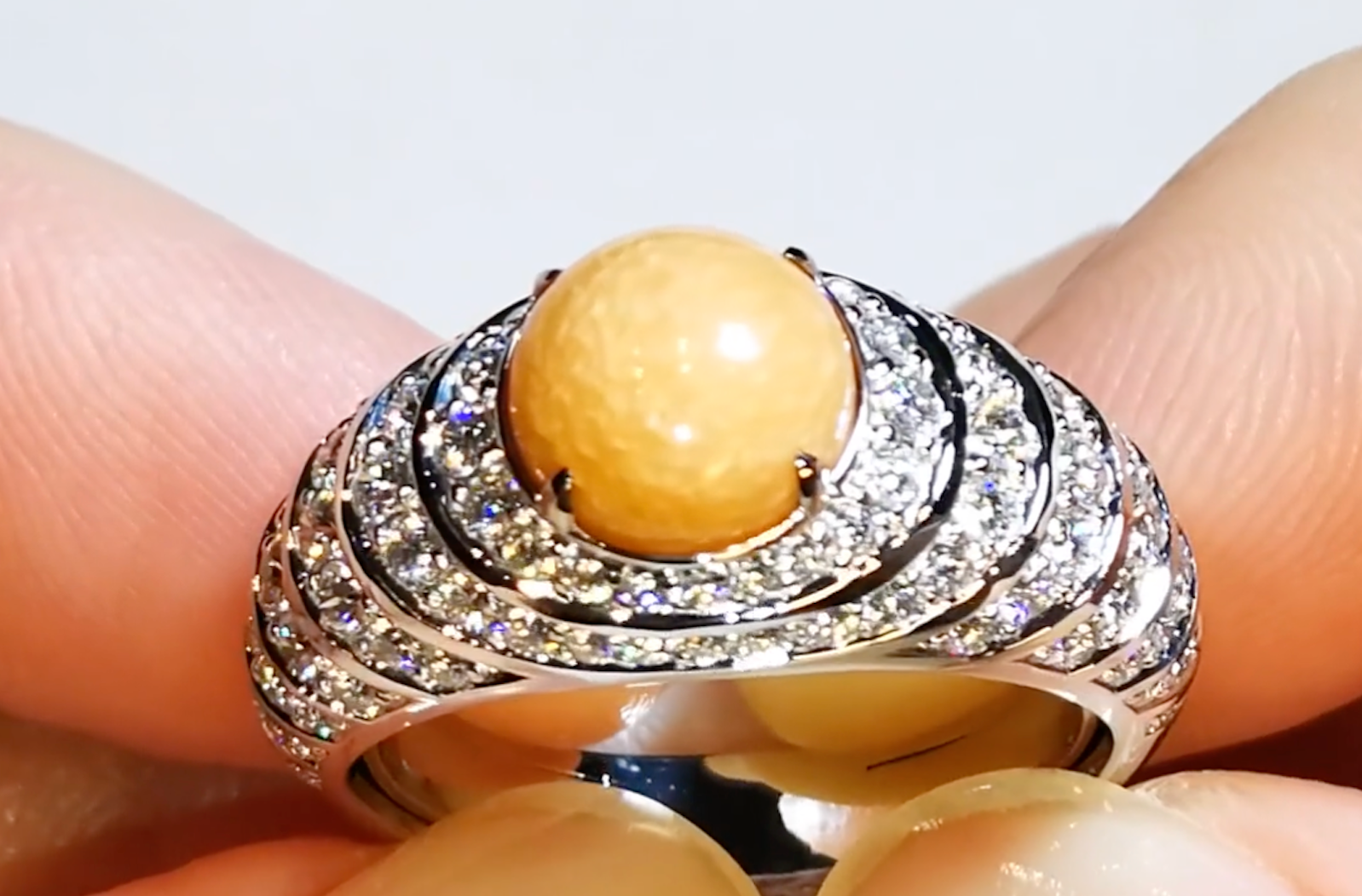 3.14ct Natural Horse Gem Conch Pearl Ring with D Flawless Diamonds set in 18K White Gold