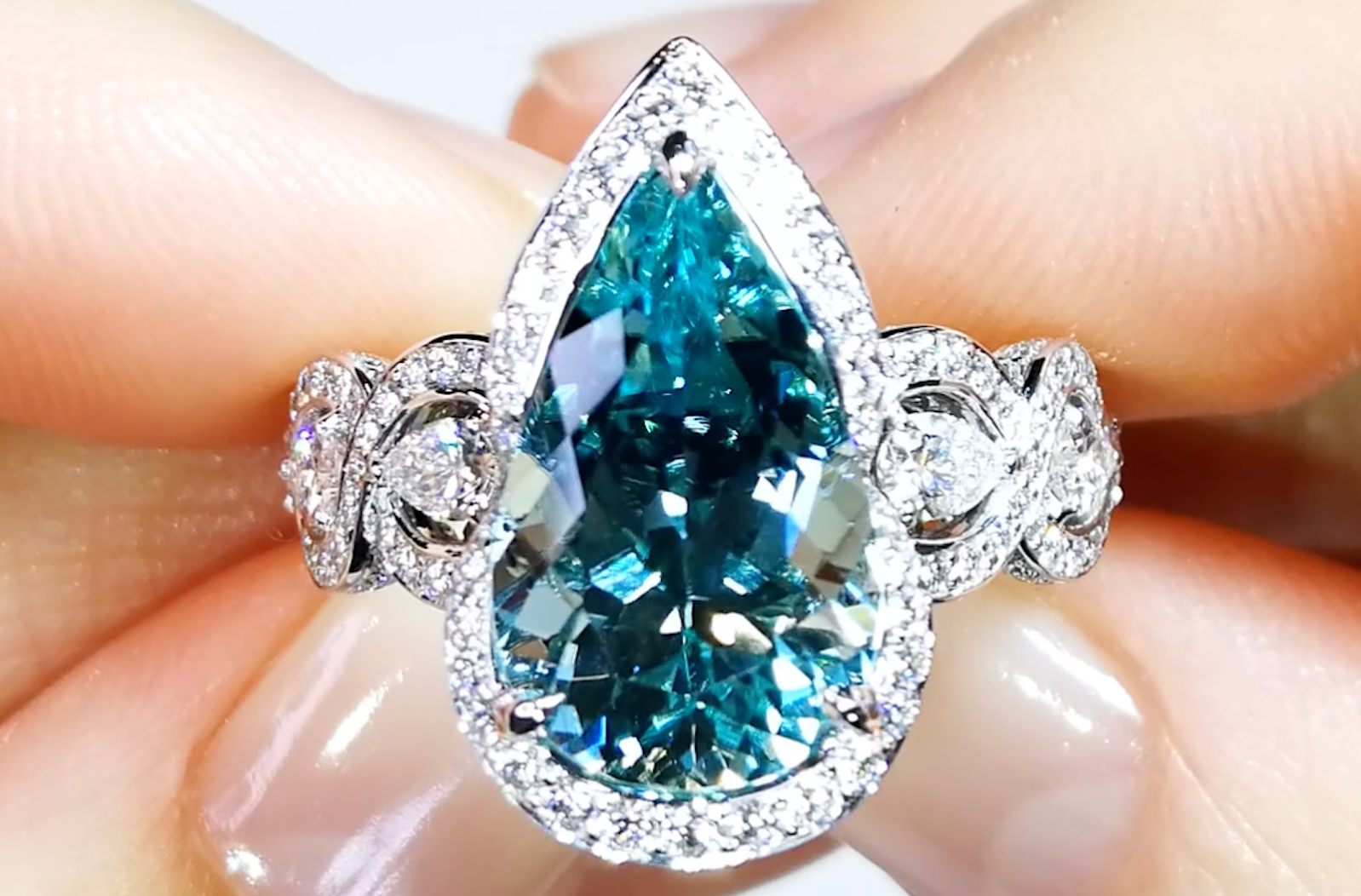5.61ct Flawless Unheated Afghan Neon Tourmaline Ring with D Flawless Diamonds set in 18K White Gold