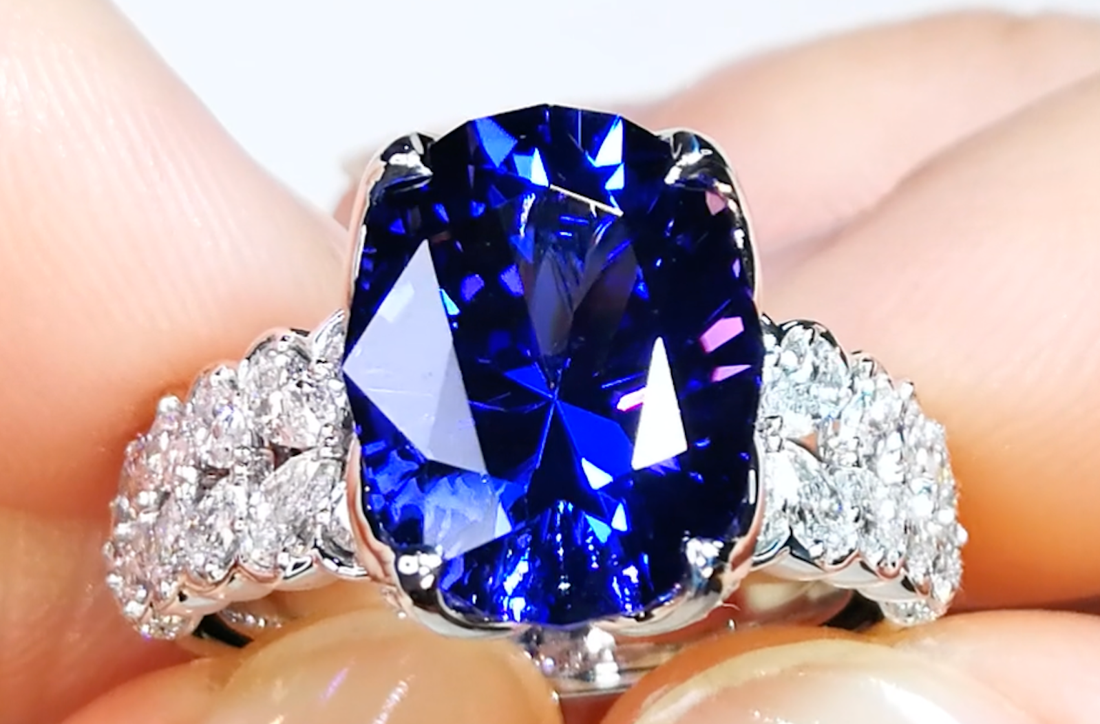 6.32ct Tanzanite Ring with D Flawless Diamonds set in 18K White Gold