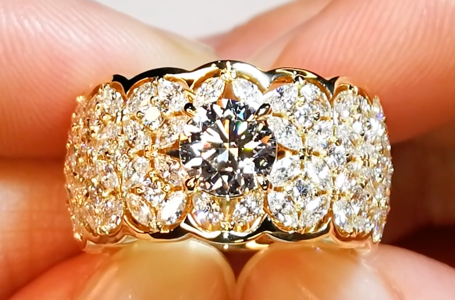1.01ct D Flawless Golconda Diamond Ring with D Flawless Diamonds set in 18K Yellow Gold