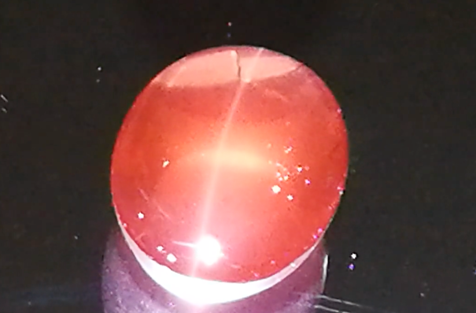 29.09ct Record Unheated Australian Cat's Eye Zircon Ring with D Flawless Diamonds set in 18K Yellow Gold