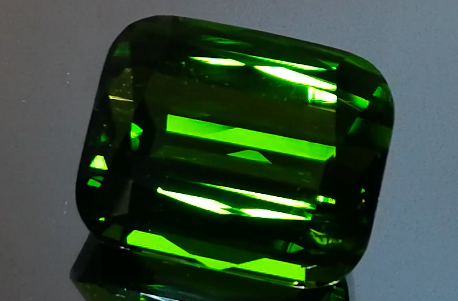 113.46ct Record Zabargad Peridot Necklace with D Flawless Diamonds set in 18K Yellow Gold