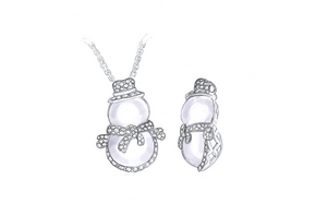 8.67ct Unheated Twin Star Ceylon Sapphire Necklace with D Flawless Diamonds set in 18K White Gold