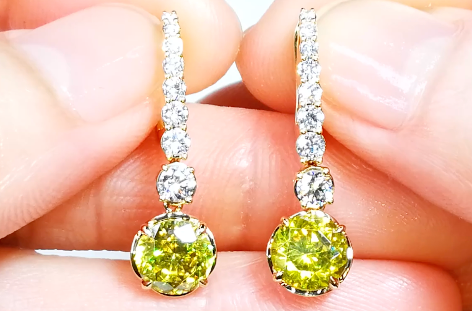 3.45ct New York Sphalerite Earrings with D Flawless Diamonds set in 18K Yellow Gold