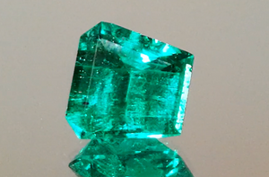 3.46ct Vivid Green Muzo Emerald Ring with D Flawless Diamonds set in 18K Yellow Gold