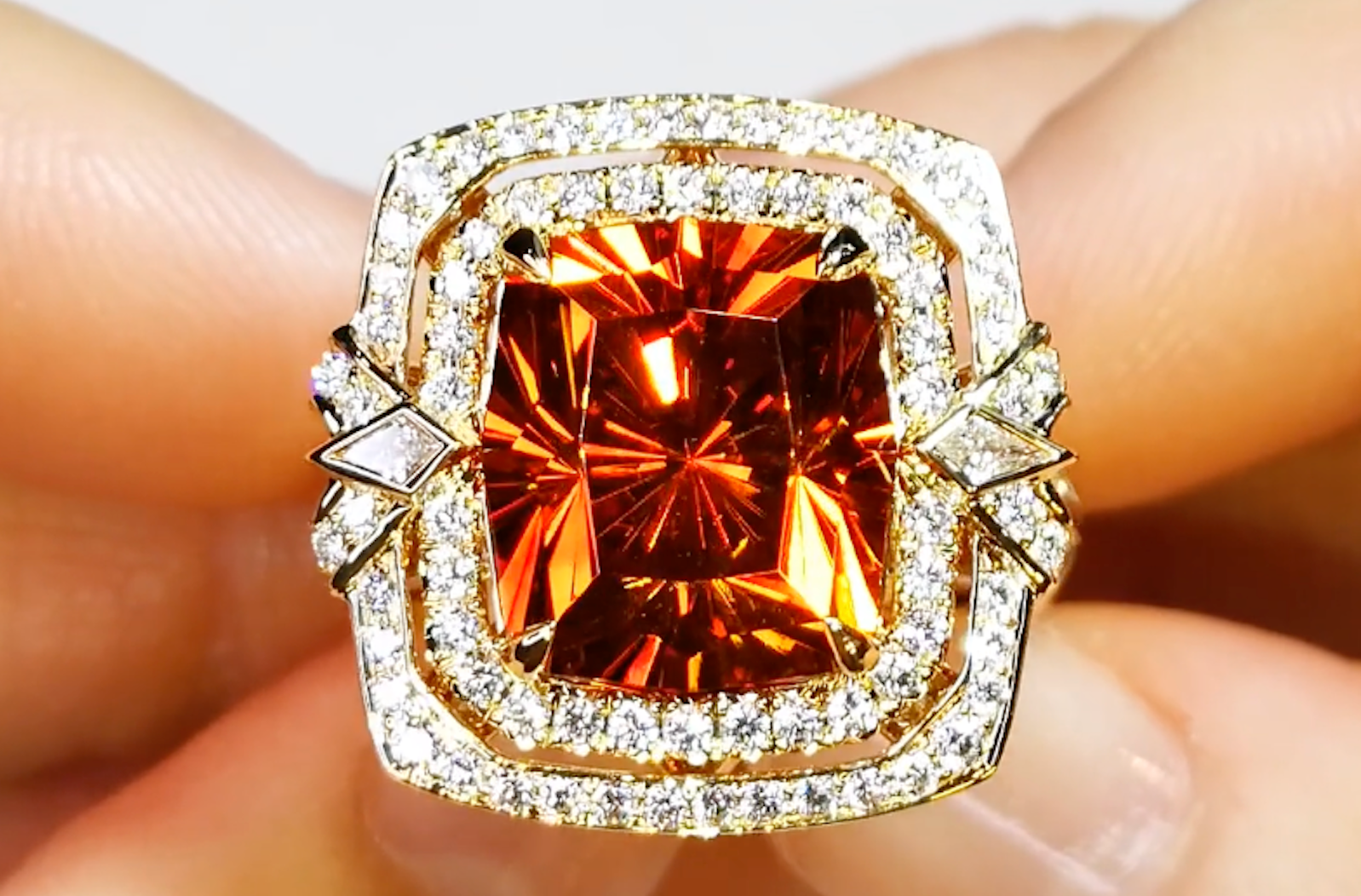 10.40ct Sphalerite Ring with D Flawless Diamonds set in 18K Yellow Gold