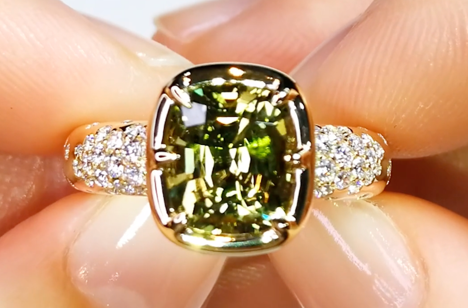 3.28ct Vivid Green Vanadium Chrysoberyl Ring with D Flawless Diamonds set in 18K Yellow Gold