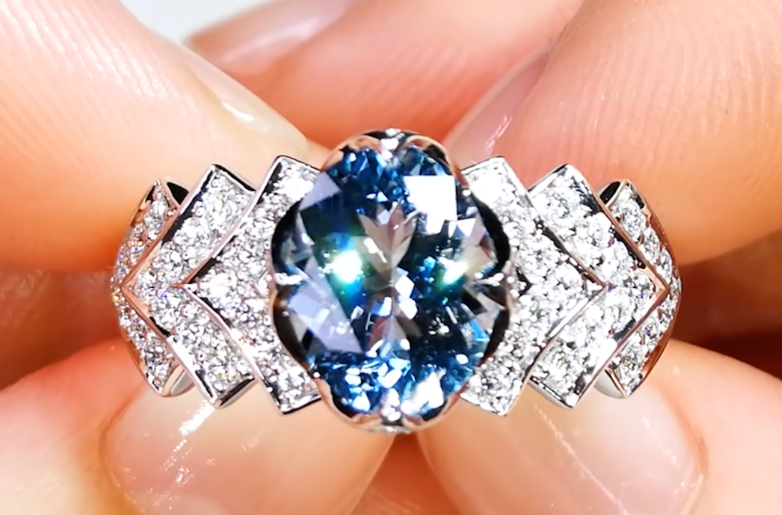 2.07ct Tatu Santa Maria Aquamarine Ring with D Flawless Diamonds set in 18K White Gold