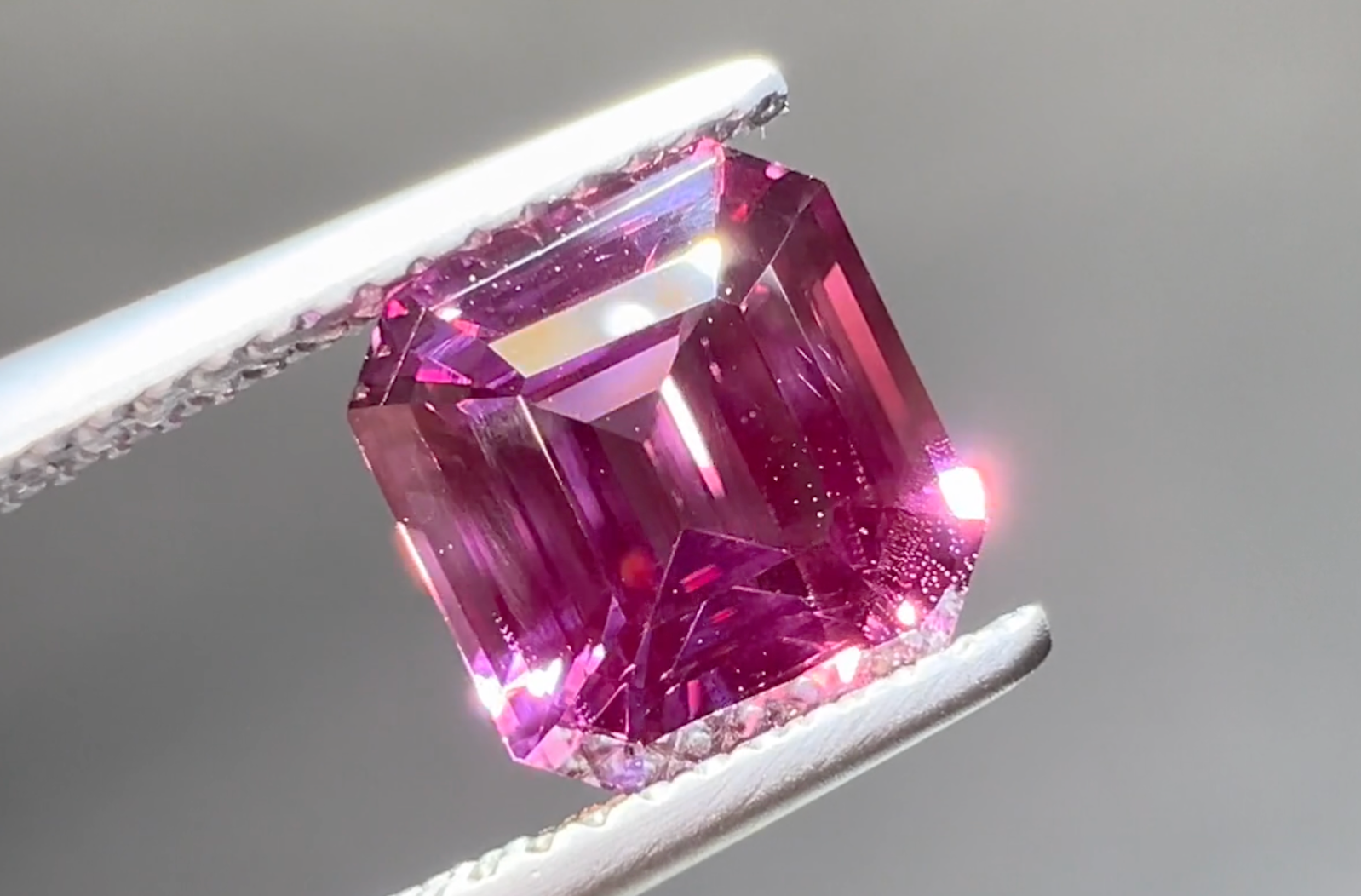 3.06ct Mogok Spinel Ring with D Flawless Diamonds set in 18K White Gold