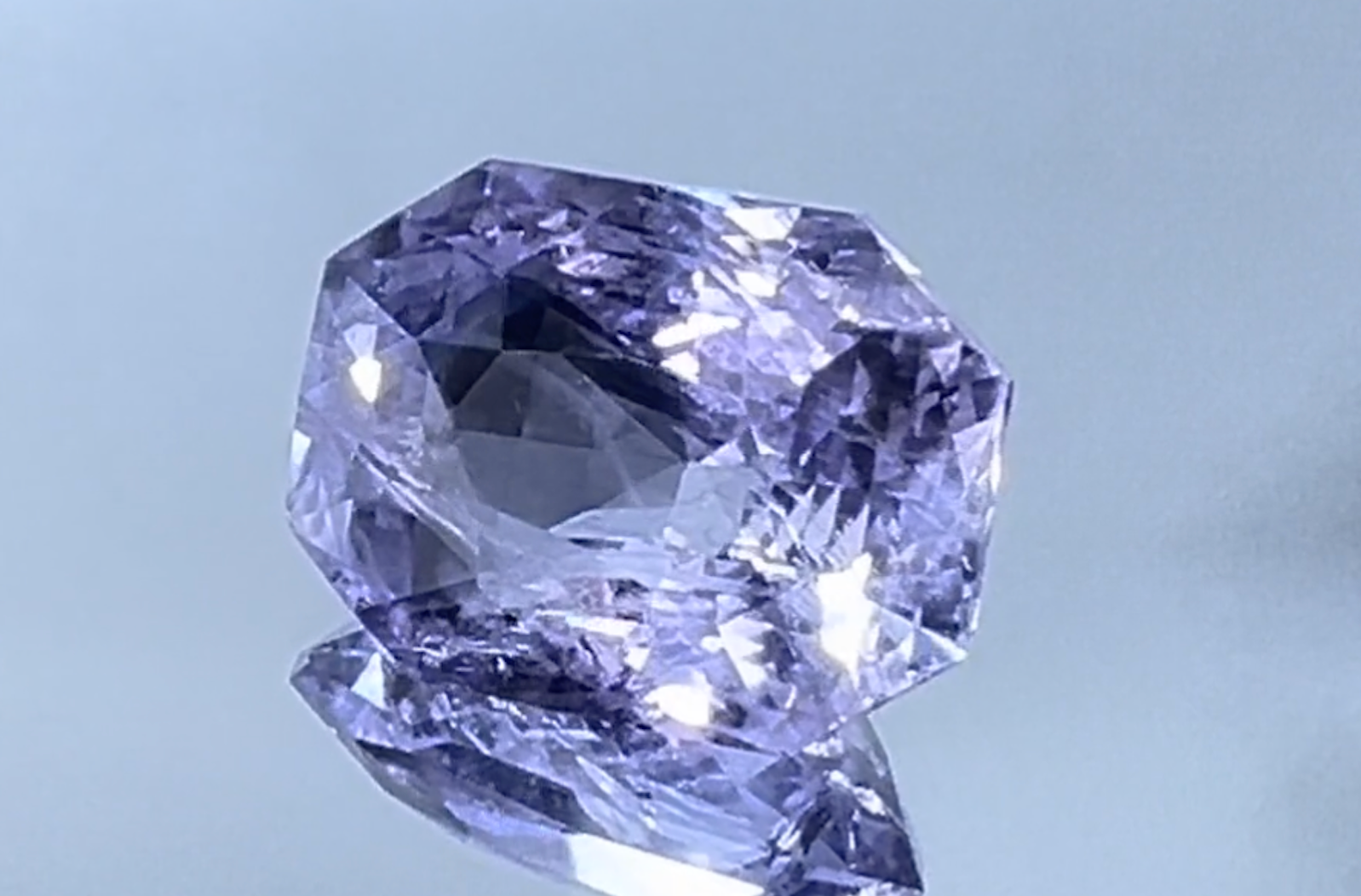 10.04ct Unheated Ceylon Violet Sapphire Ring with D Flawless Diamonds set in 18K White Gold