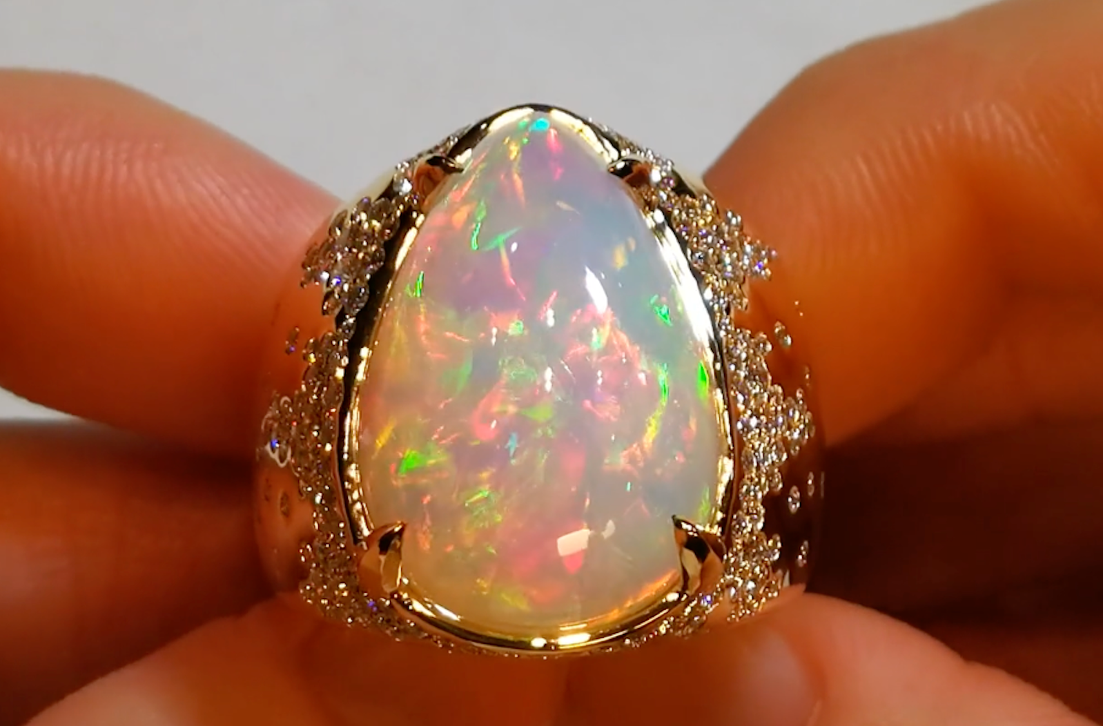 13.15ct Opal Ring with D Flawless Diamonds set in 18K Yellow Gold