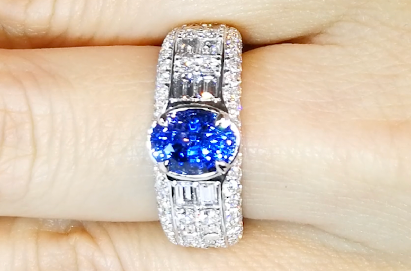 2.62ct Unheated Didy Blue Sapphire Ring with D Flawless Diamonds set in 18K White Gold