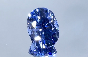 5.88ct Unheated Ceylon Cornflower Blue Sapphire Ring with D Flawless Diamonds set in 18K Yellow Gold