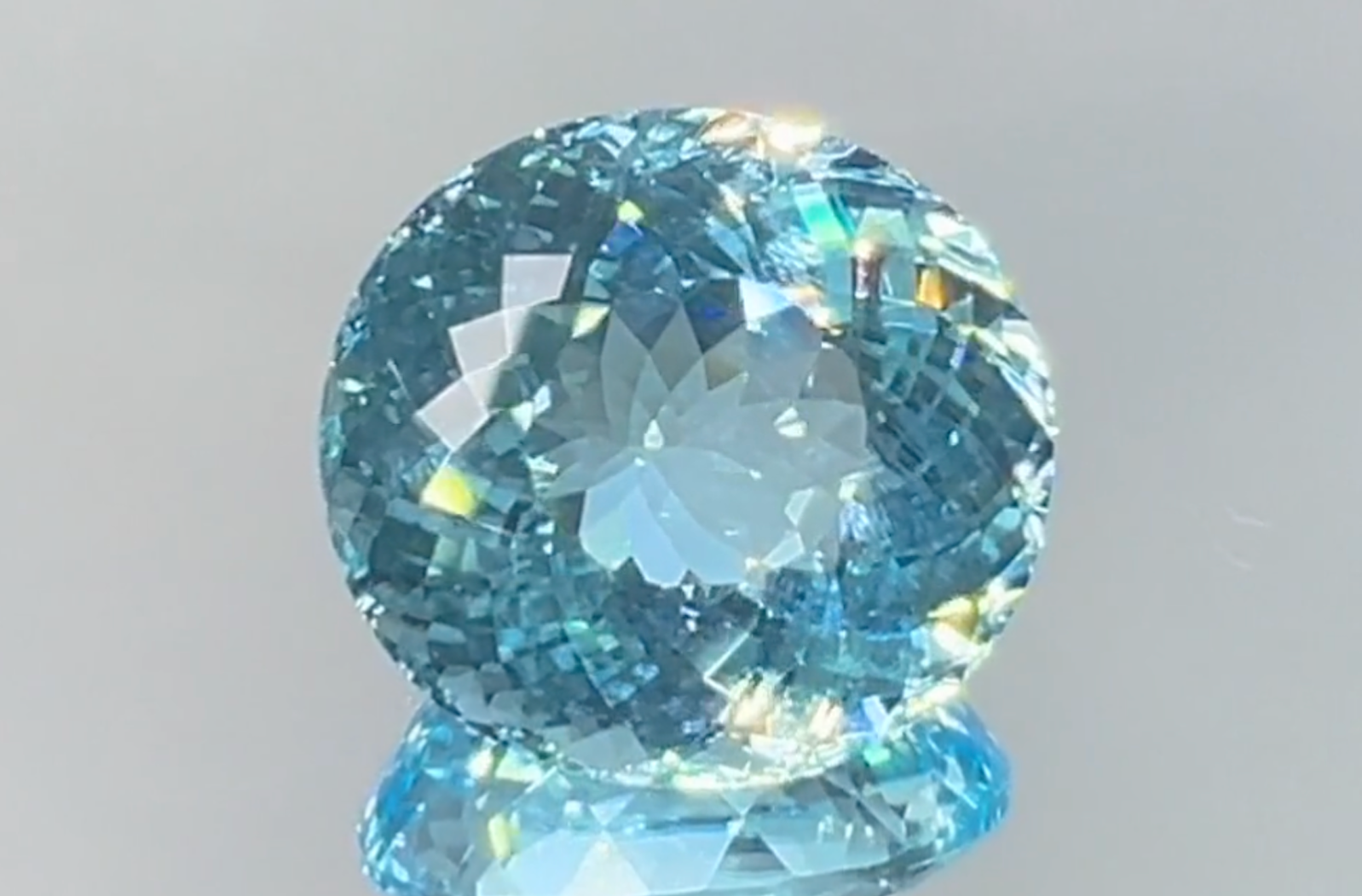 7.22ct Unheated Paraiba Tourmaline Ring with D Flawless Diamonds set in 18K White Gold