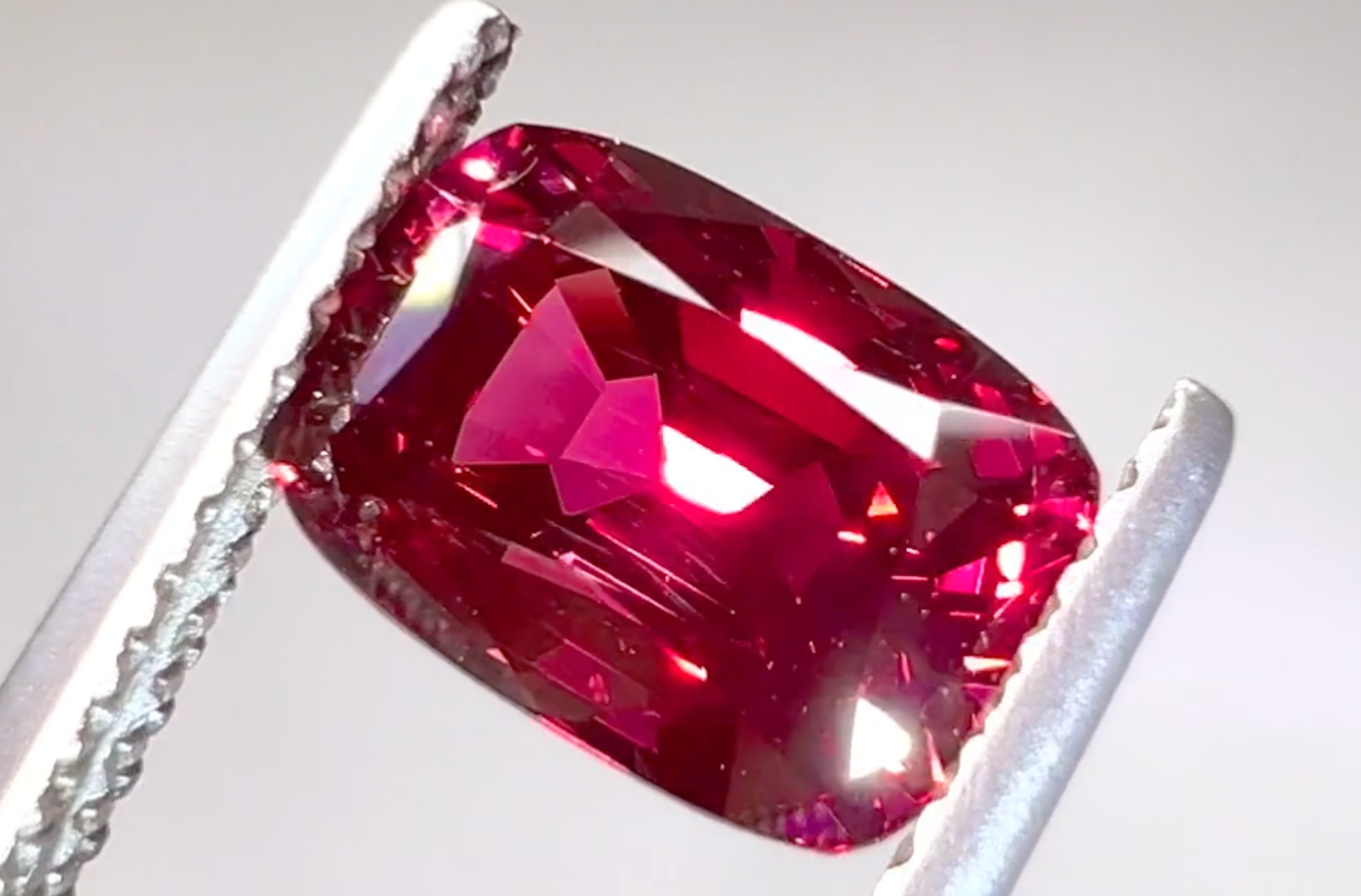2.80ct Noble Red Burmese Spinel Ring with D Flawless Diamonds set in 18K Yellow Gold