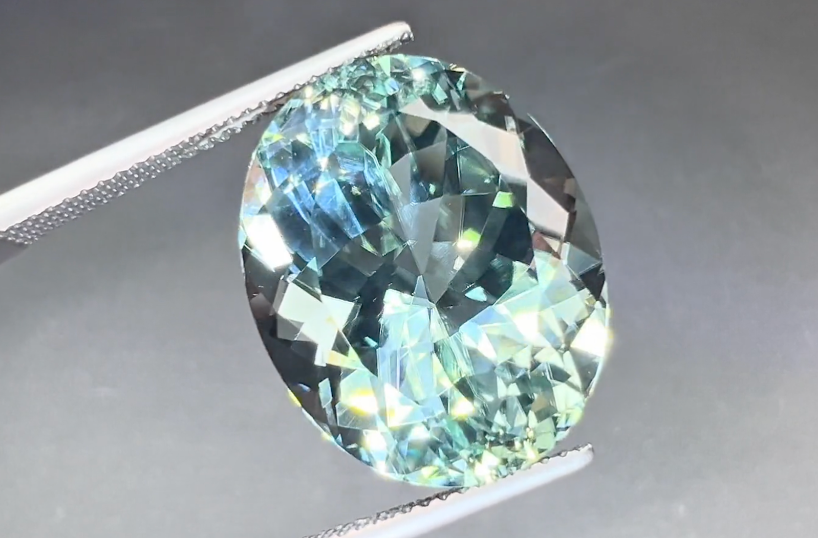 22.03ct The Botswana Blue Titanium Tourmaline Ring with D Flawless Diamonds set in 18K White Gold