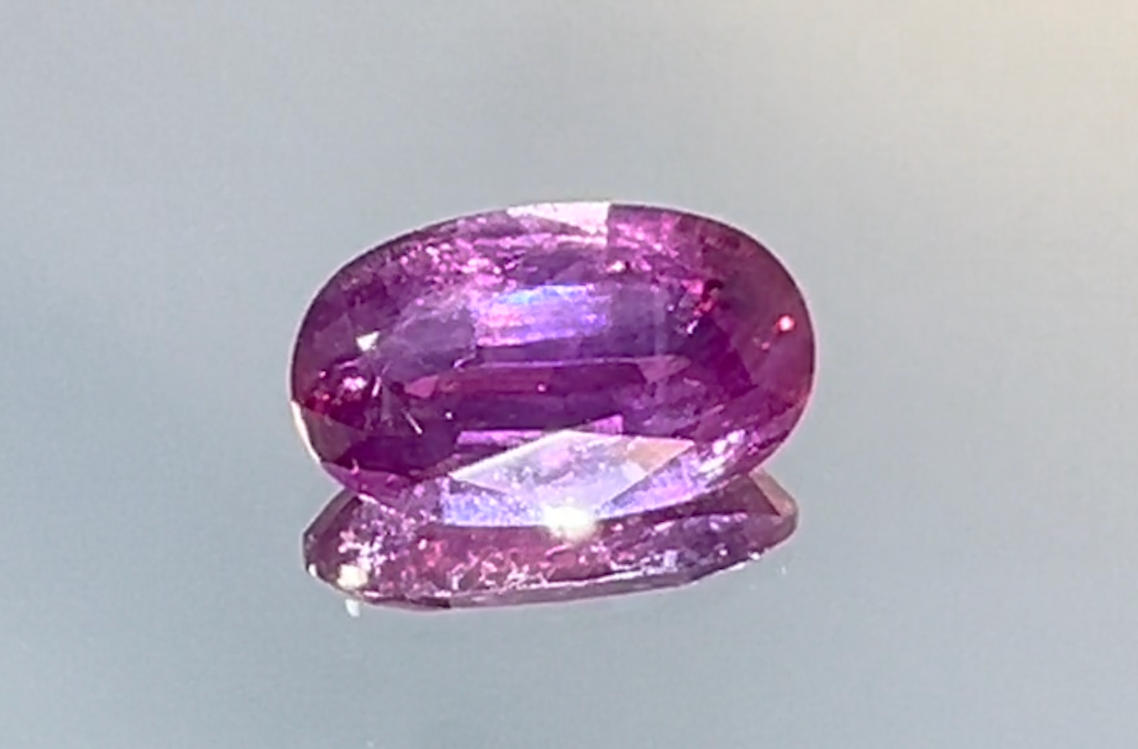 2.96ct Unheated Kashmir Sapphire Ring with D Flawless Diamonds set in 18K White Gold