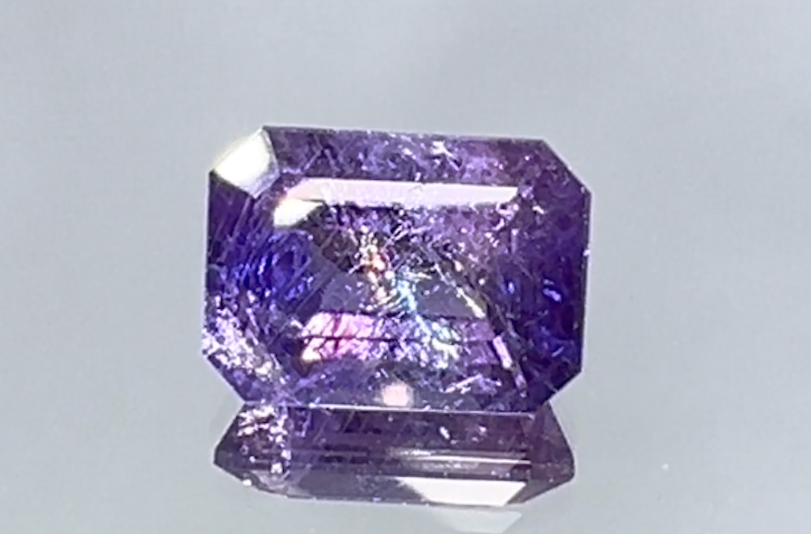 3.27ct Unheated Kashmir Sapphire Ring with D Flawless Diamonds set in 18K White Gold