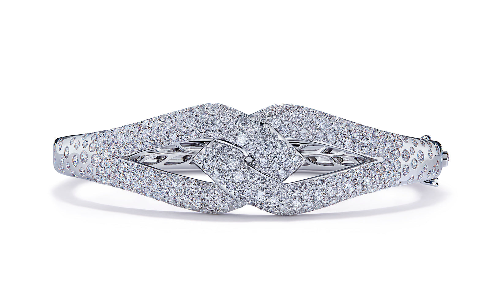 5.38ct D Flawless Diamond Bangle set in 18K White Gold
