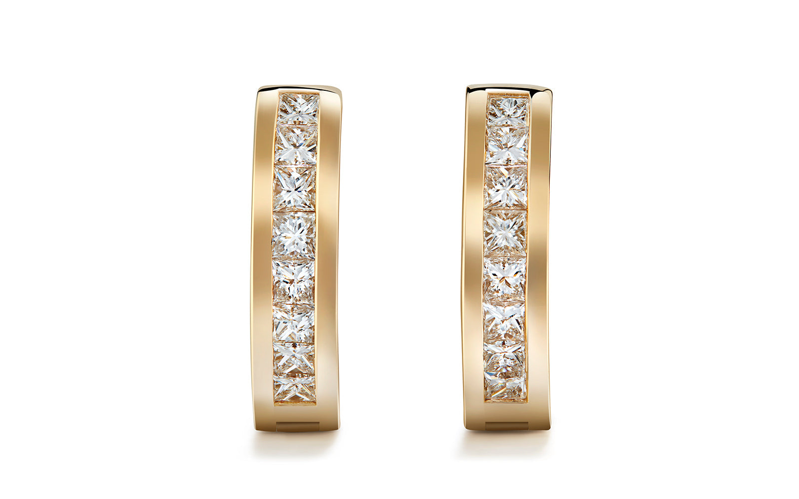 2.24ct D Flawless Diamond Earrings set in 18K Yellow Gold