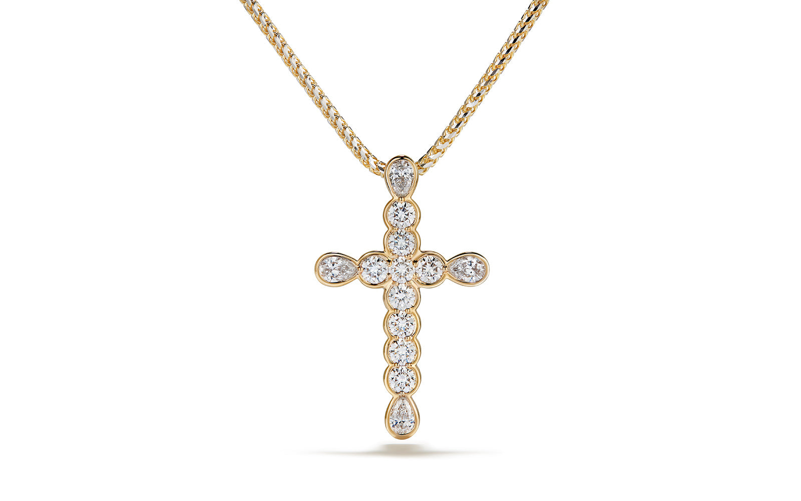 1.60ct D Flawless Diamond Necklace set in 18K Yellow Gold