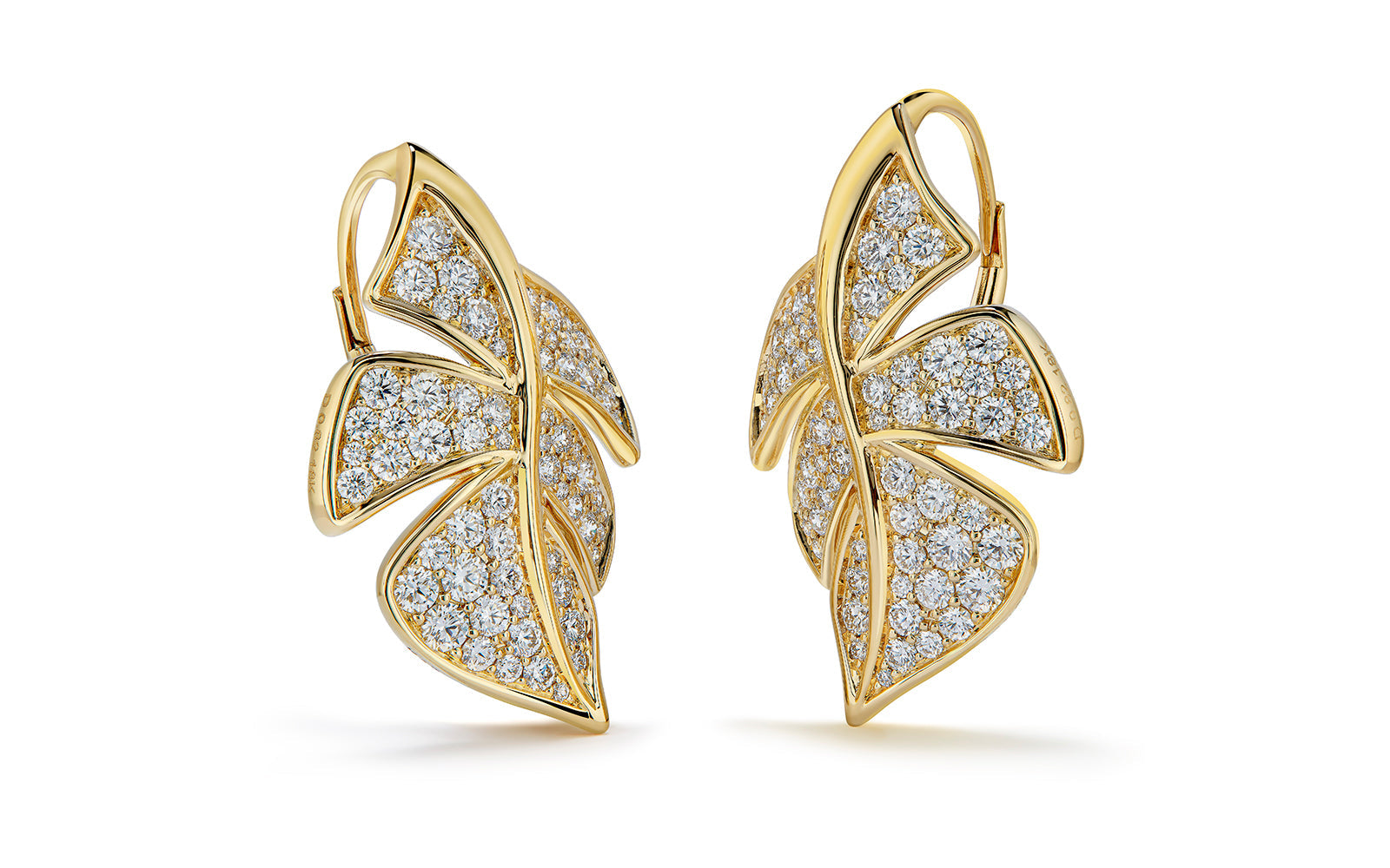 1.64ct D Flawless Diamond Earrings set in 18K Yellow Gold