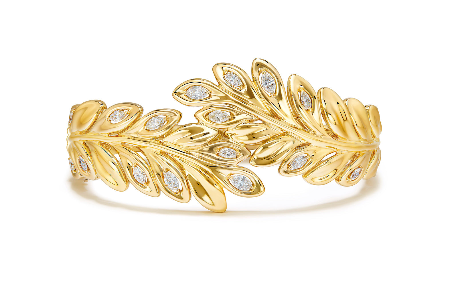1.27ct D Flawless Diamond Bangle set in 18K Yellow Gold