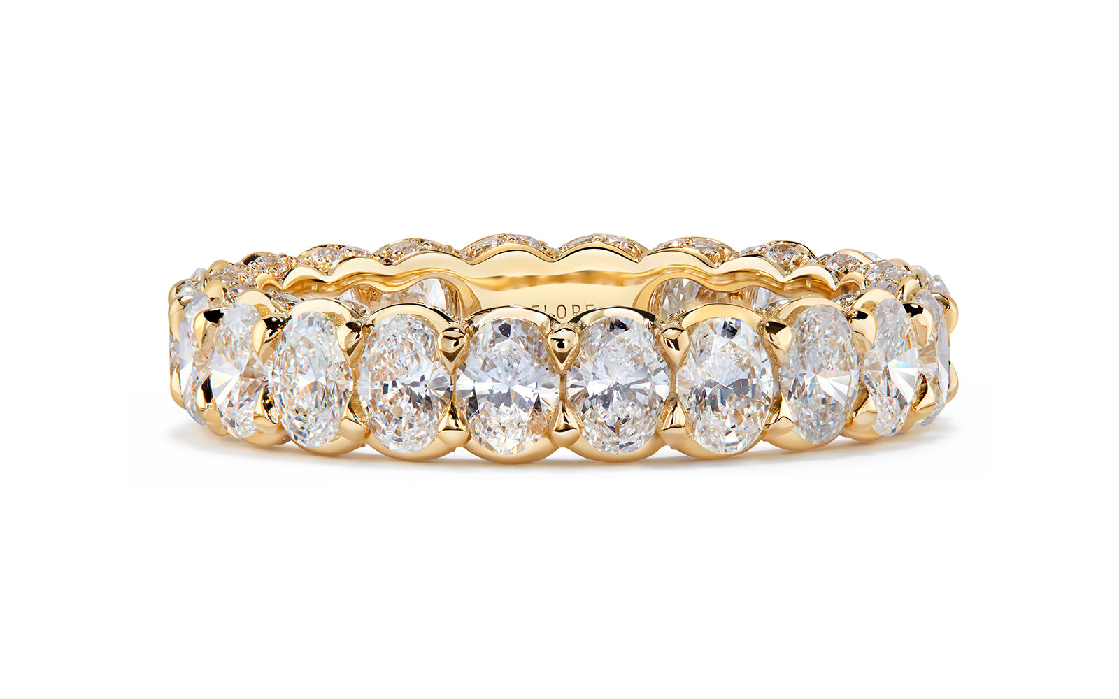 Oval Connection 3.74ct D Flawless Diamond Ring set in 18K Yellow Gold