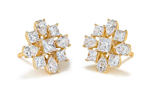 2.70ct D Flawless Diamond Earrings set in 18K Yellow Gold