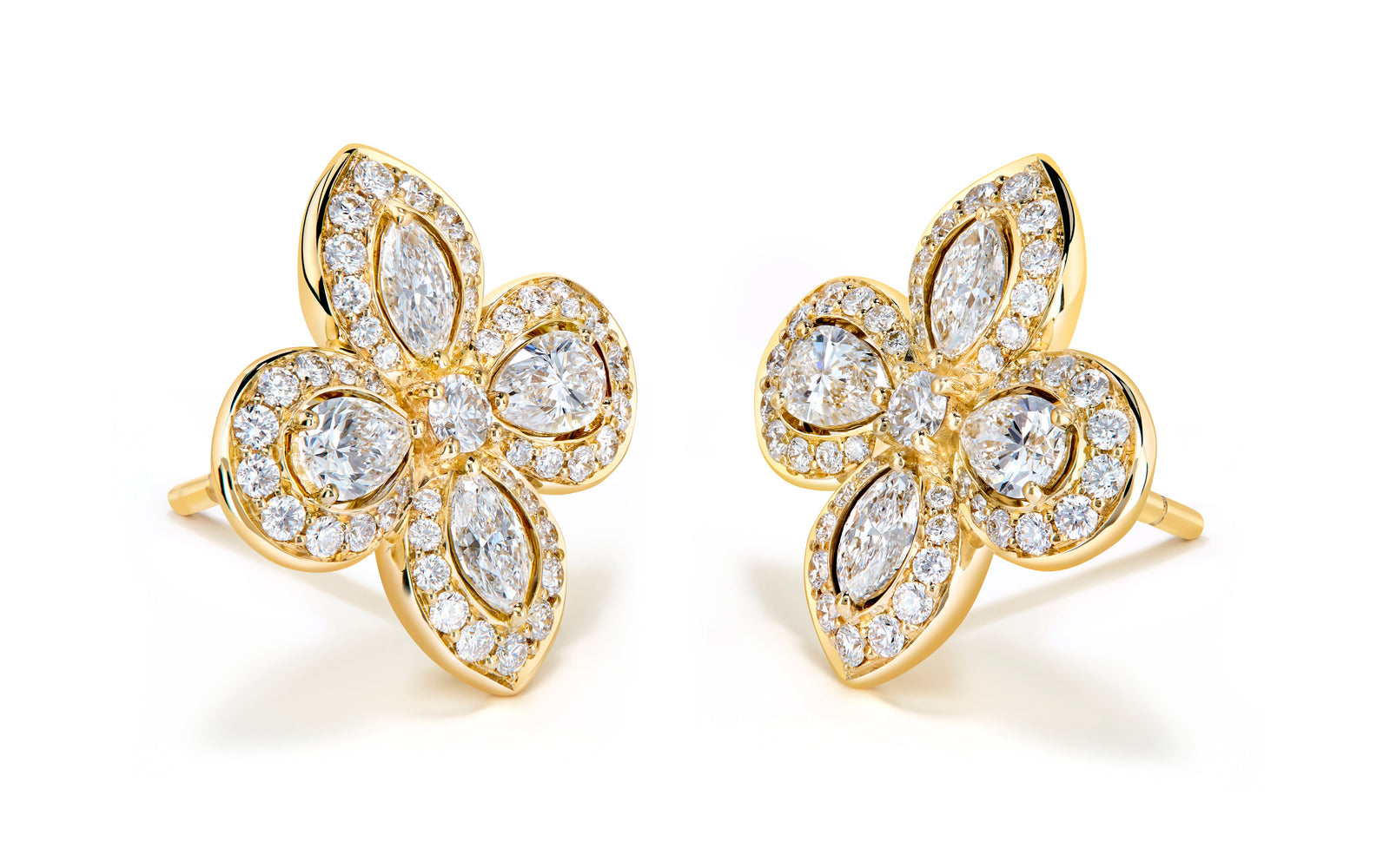 1.64ct D Flawless Diamond Earrings set in 18K Yellow Gold