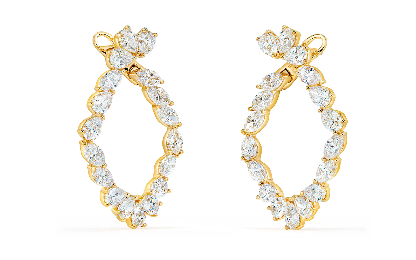 5.00ct D Flawless Diamond Earrings set in 18K Yellow Gold