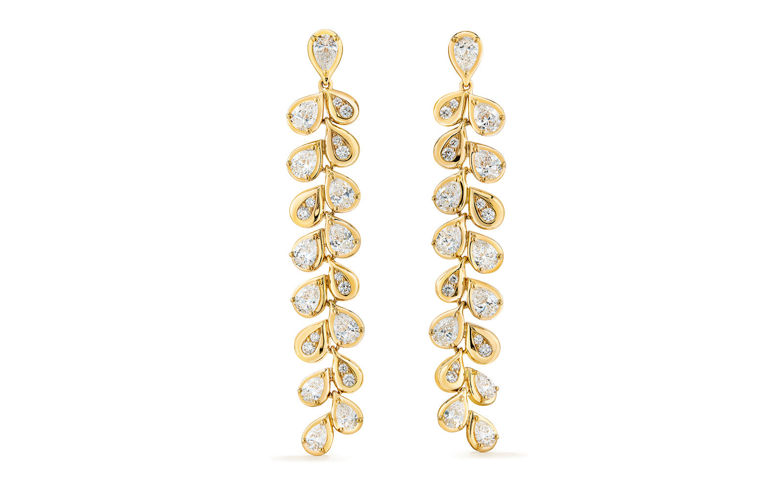 3.02ct D Flawless Diamond Earrings set in 18K Yellow Gold
