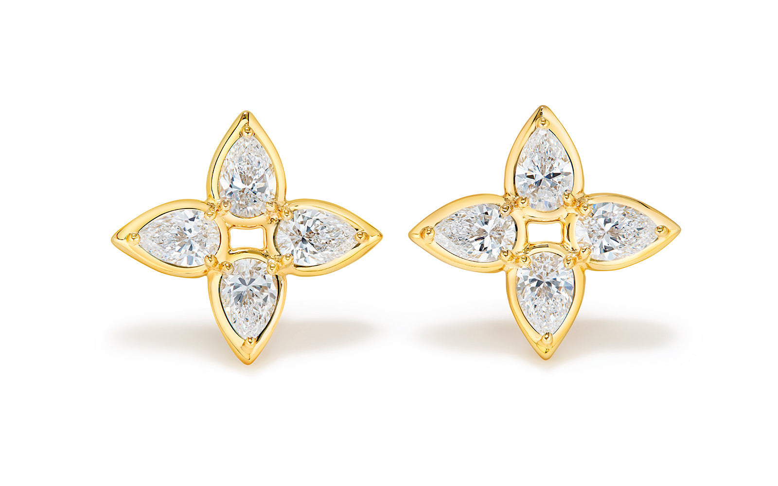 1.26ct D Flawless Diamond Earrings set in 18K Yellow Gold