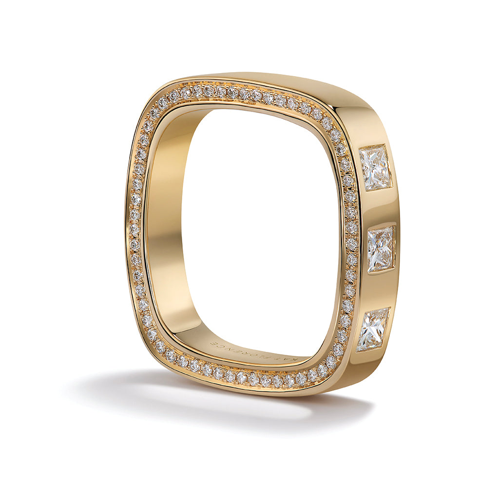 0.71ct D Flawless Diamond Ring set in 18K Yellow Gold