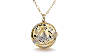 1.63ct D Flawless Diamond Locket set in 18K Yellow Gold