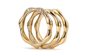 0.44ct D Flawless Diamond Ring set in 18K Yellow Gold