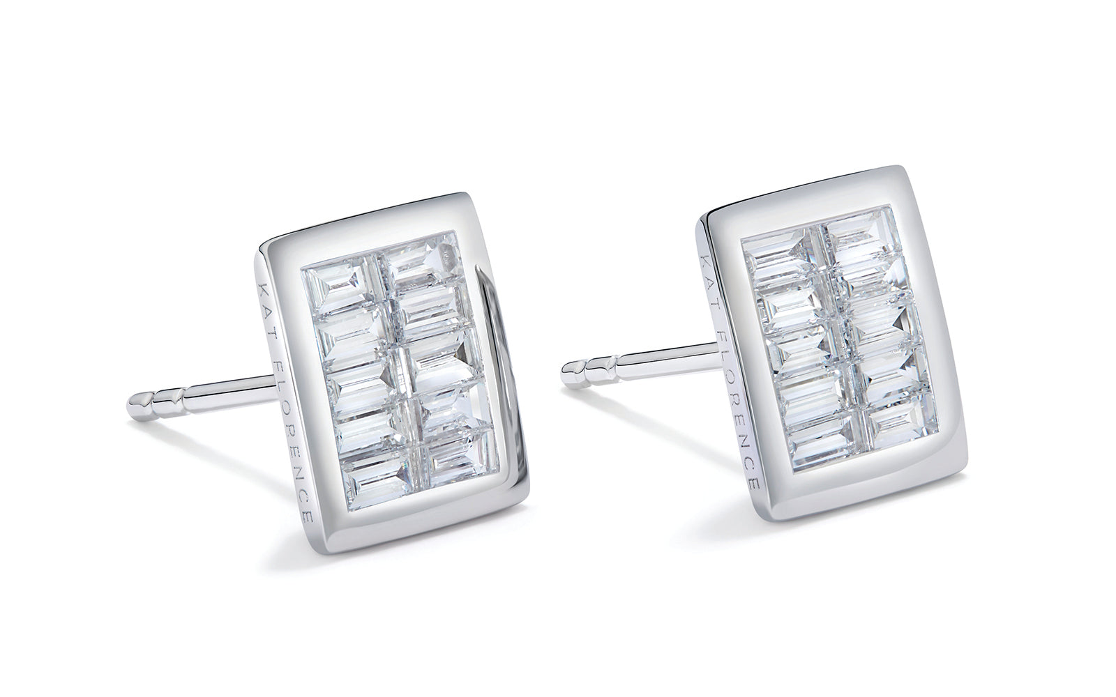 1.00ct D Flawless Diamond Earrings set in 18K Yellow Gold