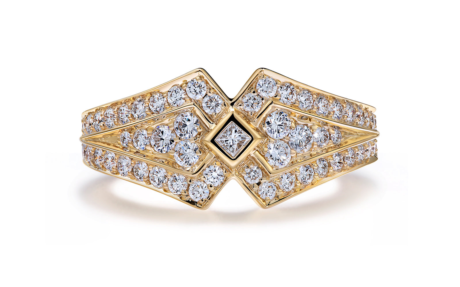 0.84ct D Flawless Diamond Ring set in 18K Yellow Gold