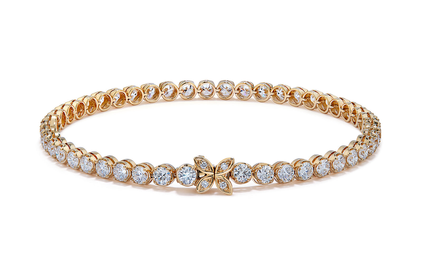 5.03ct D Flawless Diamond Bracelet set in 18K Yellow Gold