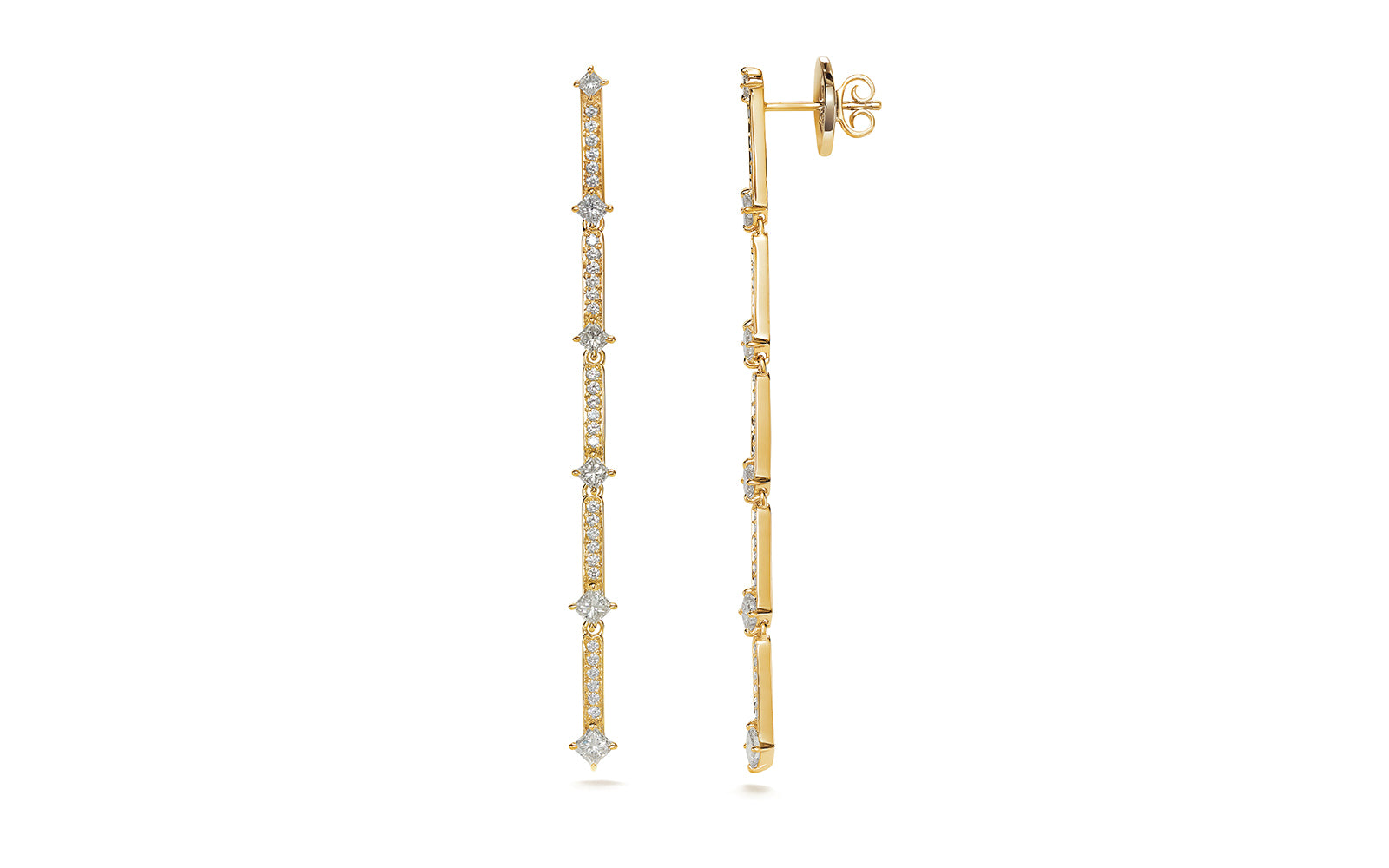 1.66ct D Flawless Diamond Earrings set in 18K Yellow Gold
