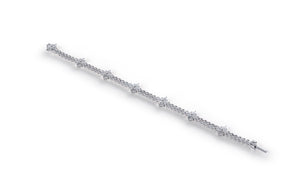8.20ct D Flawless Diamond Bracelet set in 18K White Gold