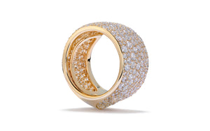 5.80ct D Flawless Diamond Ring set in 18K Yellow Gold