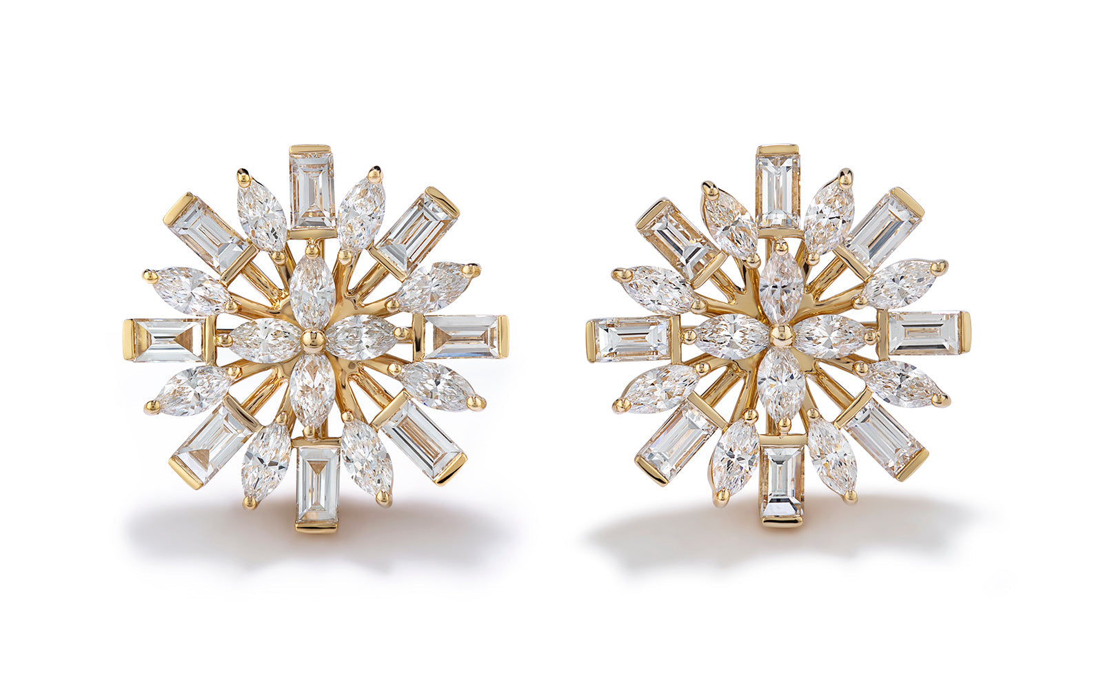 2.86ct D Flawless Diamond Earrings set in 18K Yellow Gold