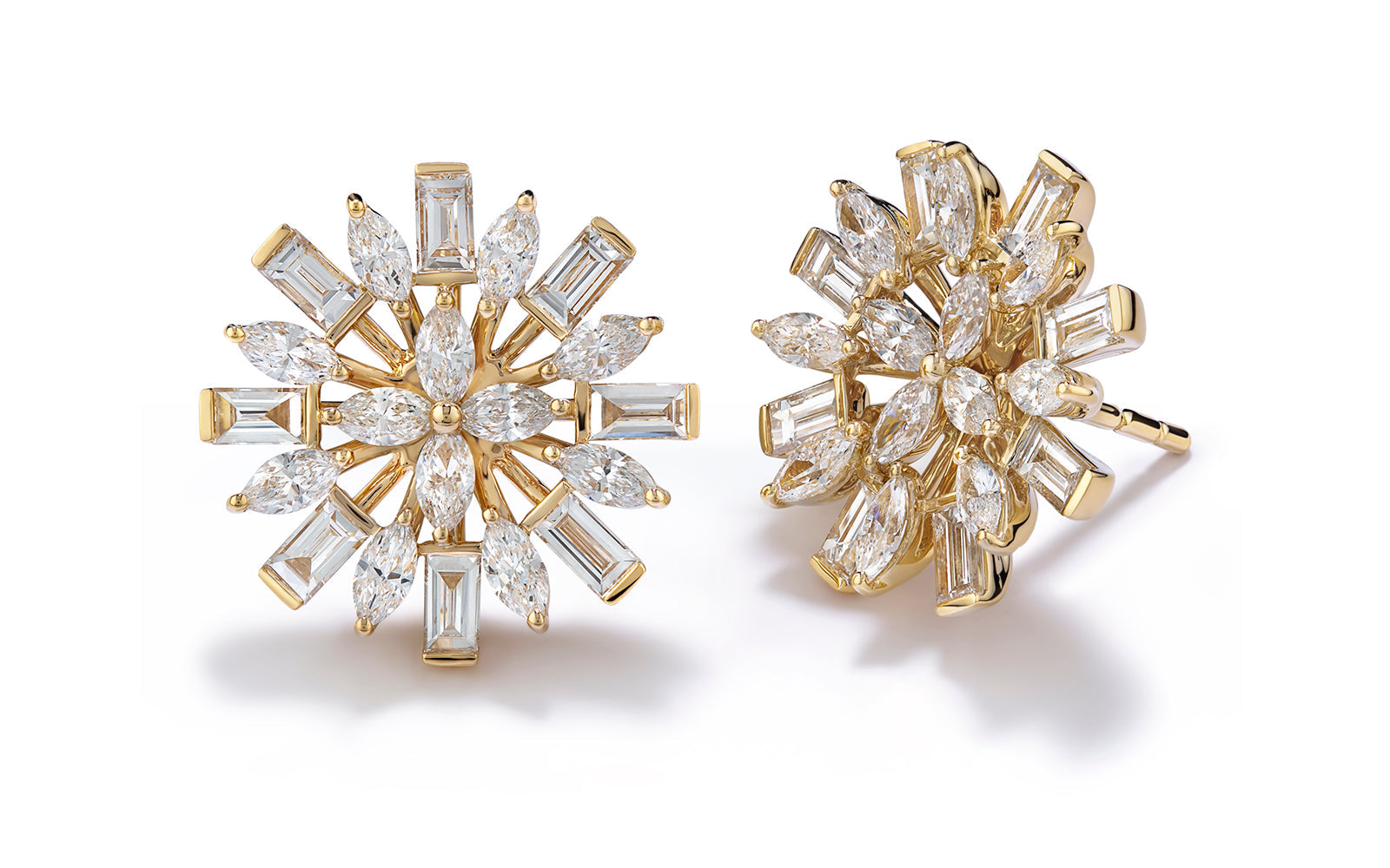 2.86ct D Flawless Diamond Earrings set in 18K Yellow Gold