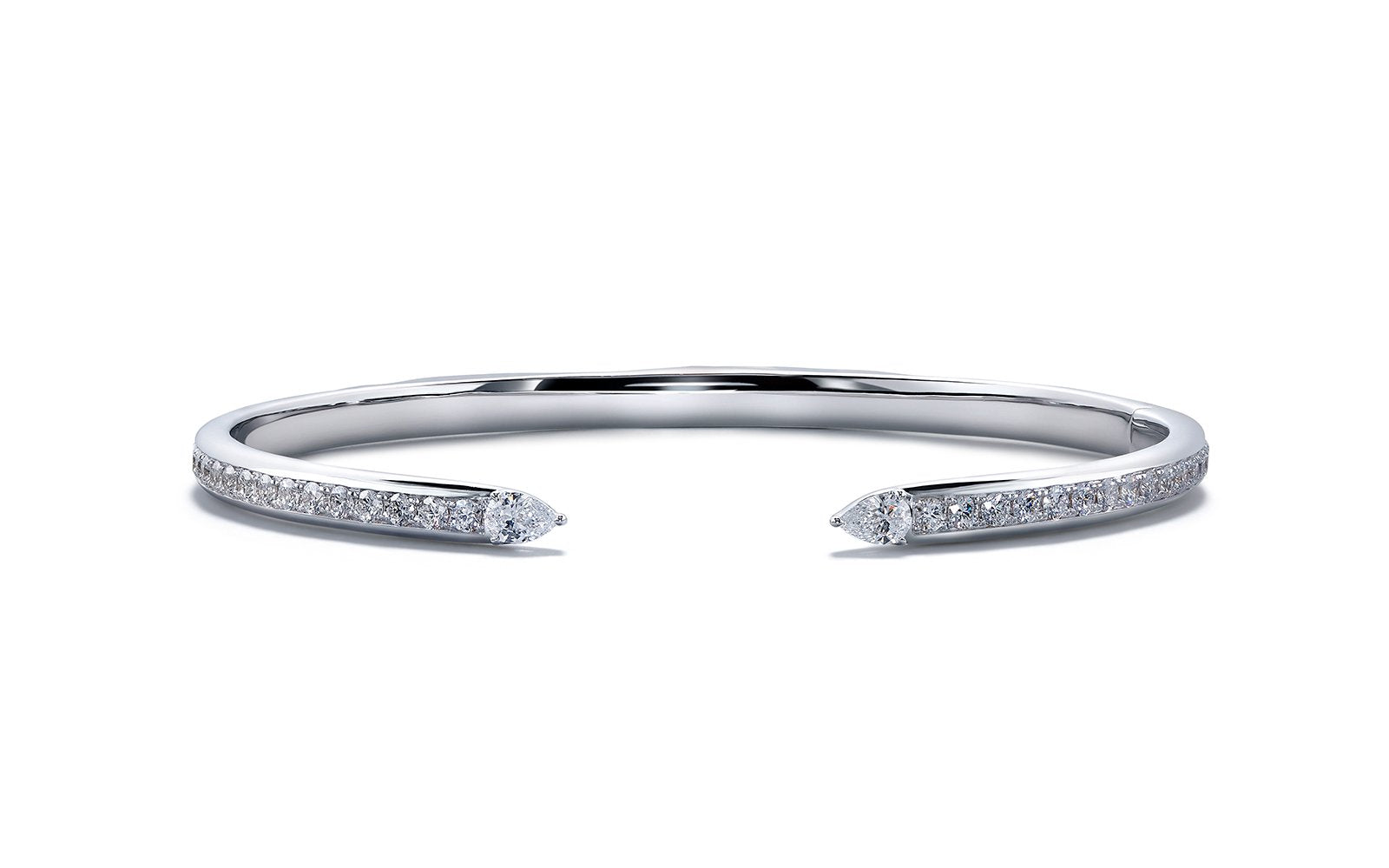 D Flawless Diamond Bangle set in 18K White Gold