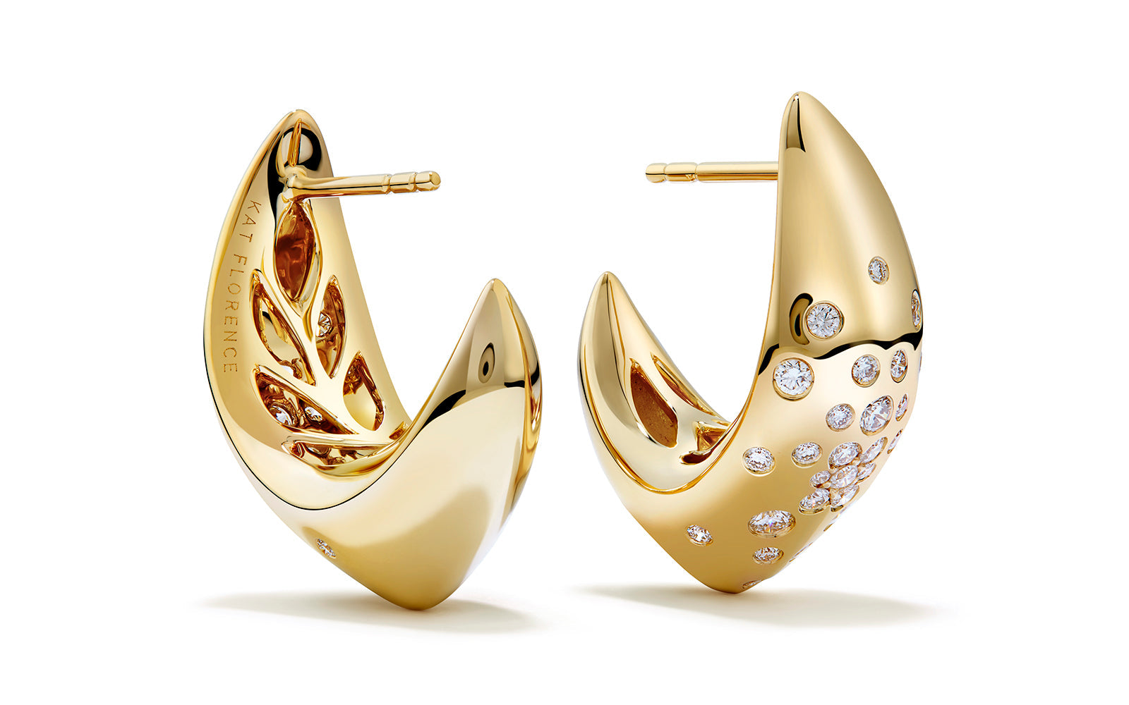 0.62ct D Flawless Diamond Earrings set in 18K Yellow Gold