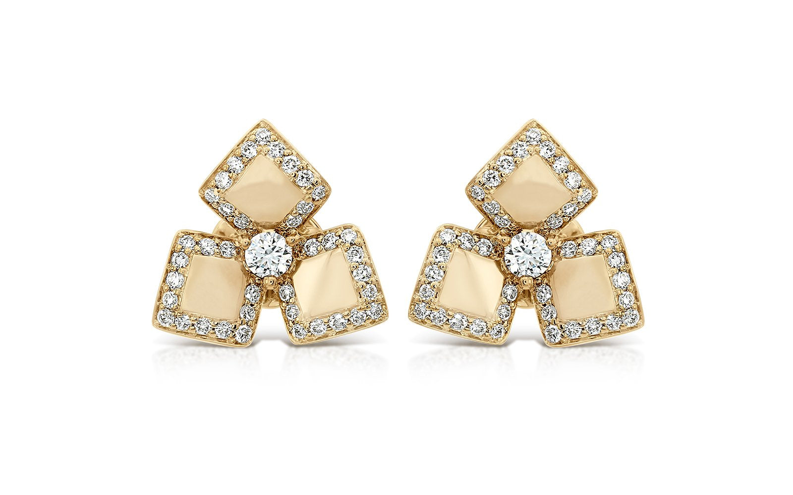 D Flawless Diamond Earrings set in 18K Yellow Gold