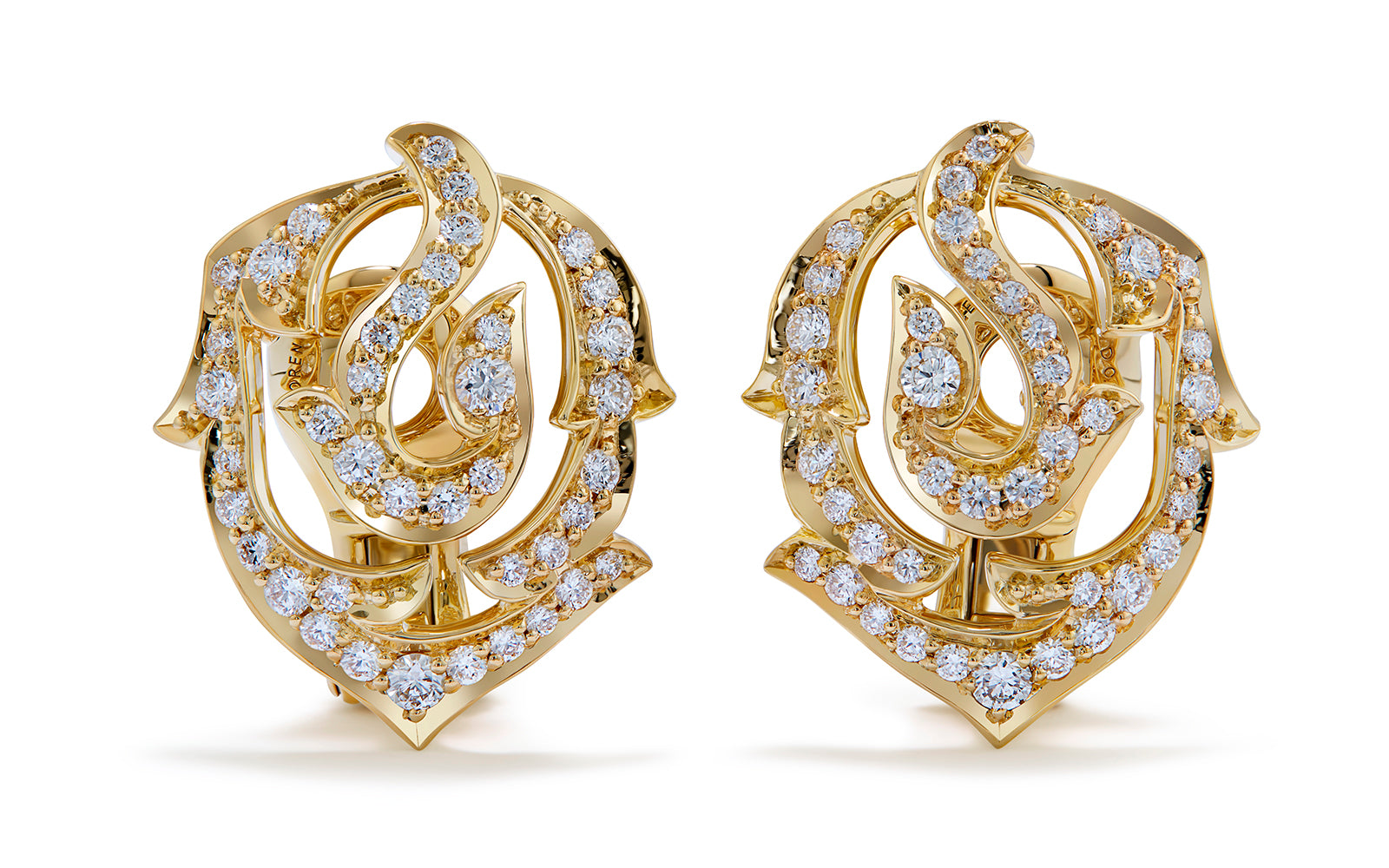 0.64ct D Flawless Diamond Earrings set in 18K Yellow Gold