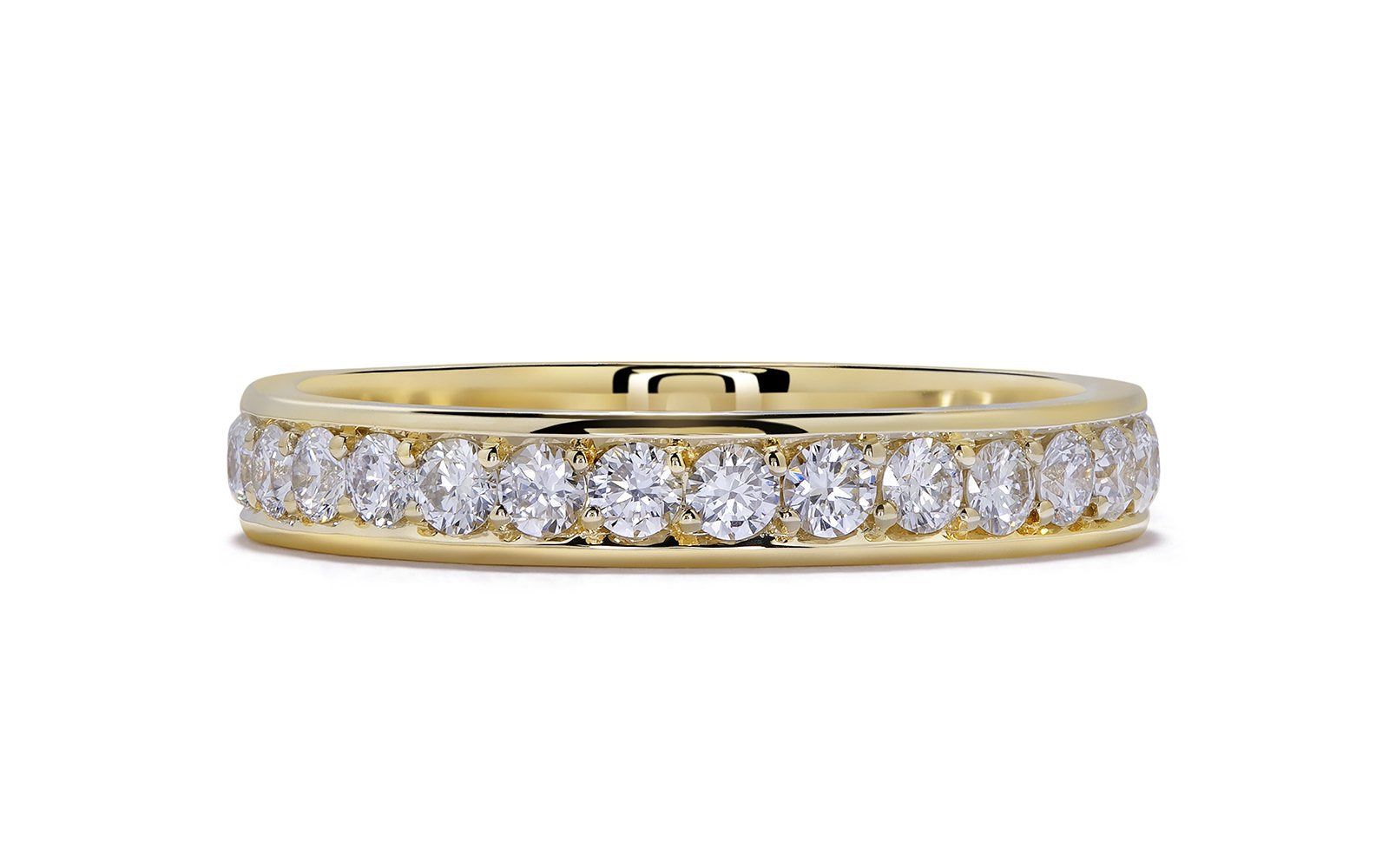 D Flawless Diamond Ring set in 18K Yellow Gold